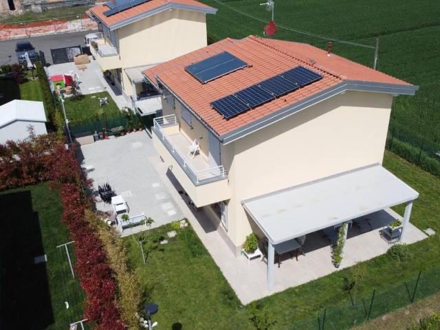 Villa Indipendente in vendita a Unione Reno Galliera, Bentivoglio