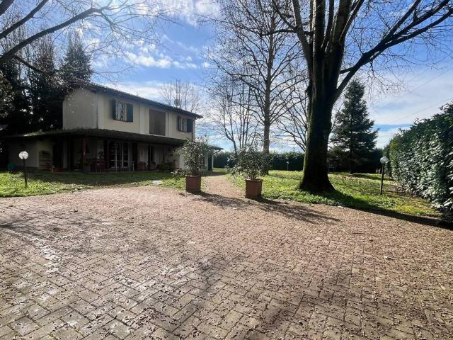 Villa Indipendente in vendita a Castagnolo Minore, Bentivoglio