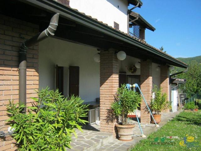 Villa Indipendente in vendita a Berceto, Reggio Emilia