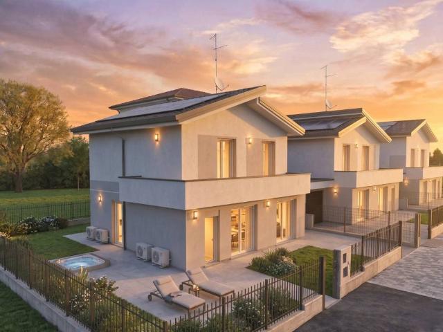 Villa Indipendente in vendita a Beregazzo, Beregazzo Con Figliaro