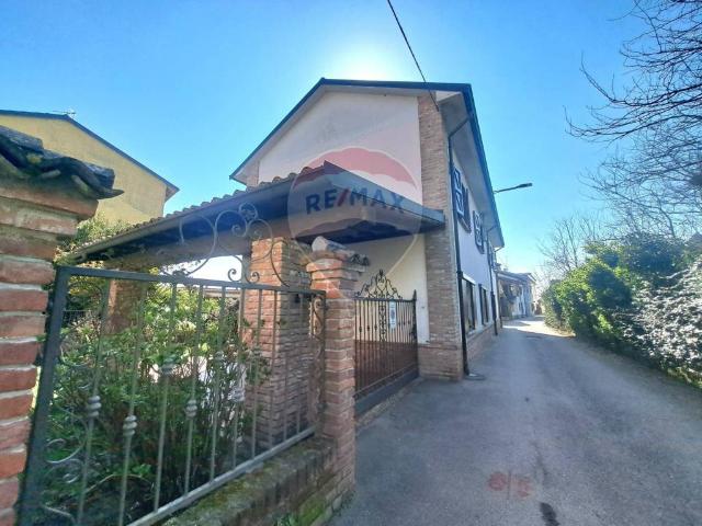 Villa Indipendente in vendita a Bereguardo, Lombardia