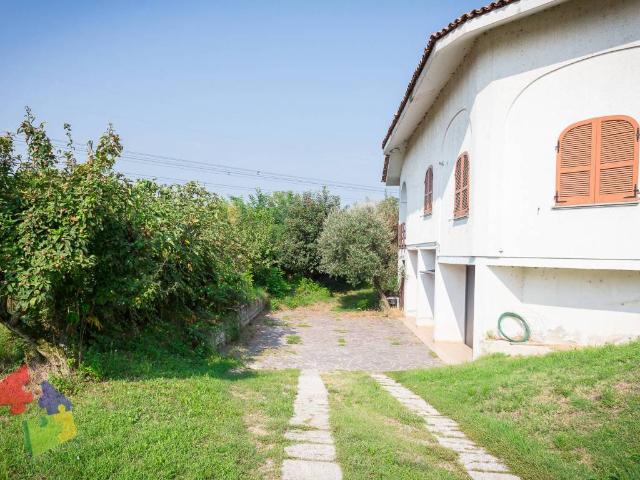 Villa Indipendente in vendita a Bereguardo, Lombardia