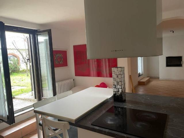 Villa Indipendente in vendita a Bereguardo, Lombardia