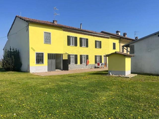 Villa Indipendente in vendita a Piemonte, Alessandria