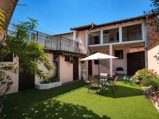 Villa Indipendente in vendita a Piemonte, Alessandria