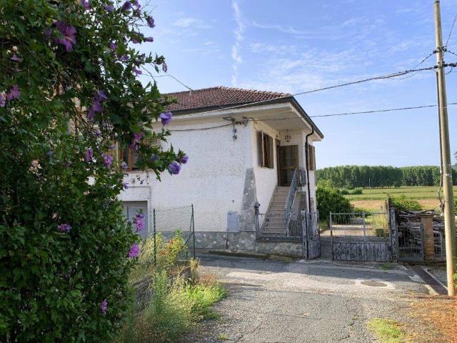 Villa Indipendente in vendita a Piemonte, Alessandria