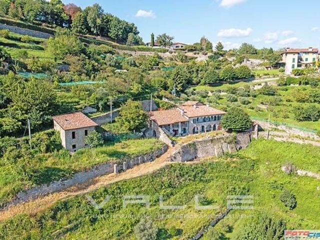 Villa Indipendente in vendita a San Sebastiano, Bergamo