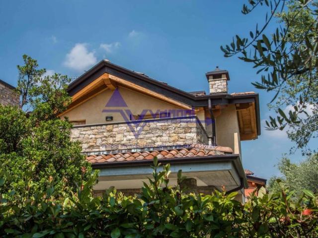 Villa Indipendente in vendita a Città Alta, Bergamo