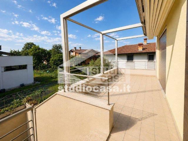 Villa Indipendente in vendita a Bergamo, Lombardia