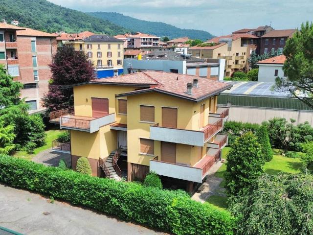 Villa Indipendente in vendita a Magnati, Bergamo