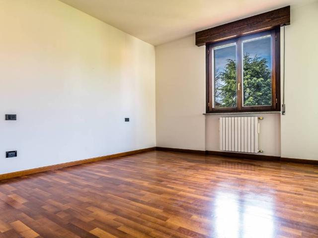 Villa Indipendente in vendita a Valtesse, Bergamo