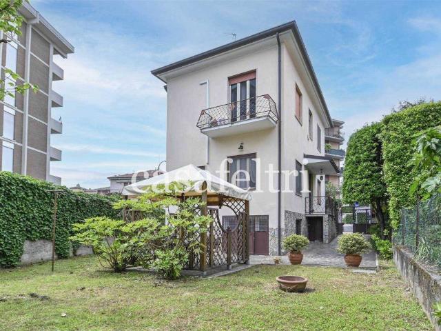 Villa Indipendente in vendita a Loreto, Bergamo