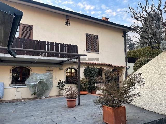 Villa Indipendente in vendita a Magnati, Bergamo