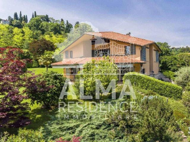 Villa Indipendente in vendita a Loreto, Bergamo