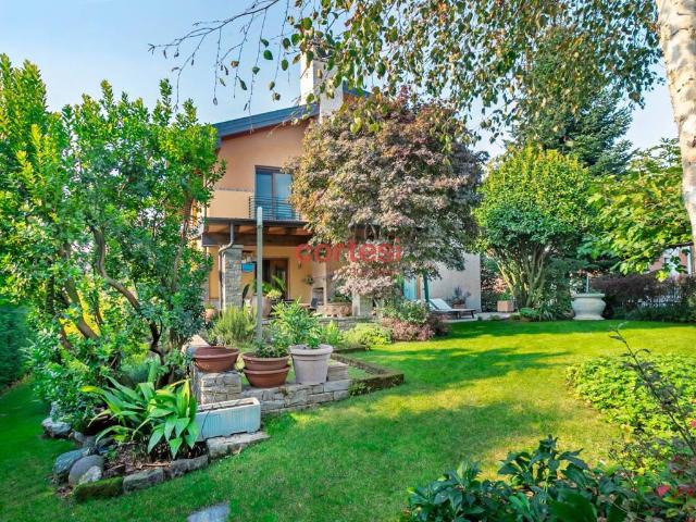 Villa Indipendente in vendita a Conca Fiorita, Bergamo