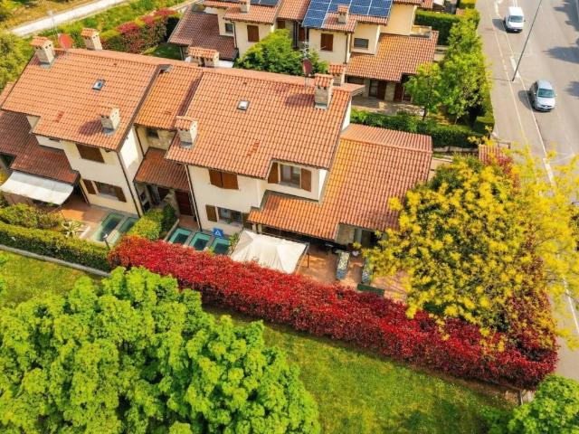 Villa Indipendente in vendita a Loreto, Bergamo