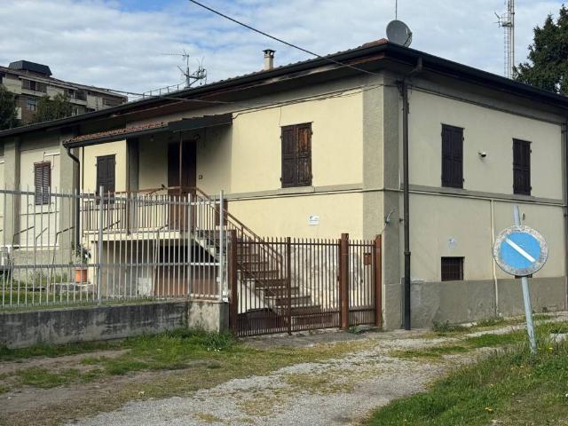 Villa Indipendente in vendita a Bergamo, Lombardia