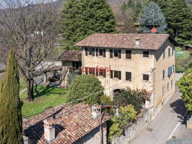 Villa Indipendente in vendita a Quintino Basso, Bergamo