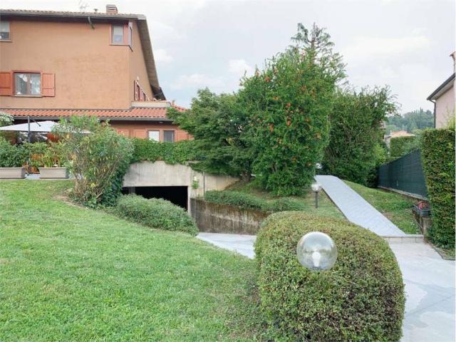 Villa Indipendente in vendita a Astino, Bergamo