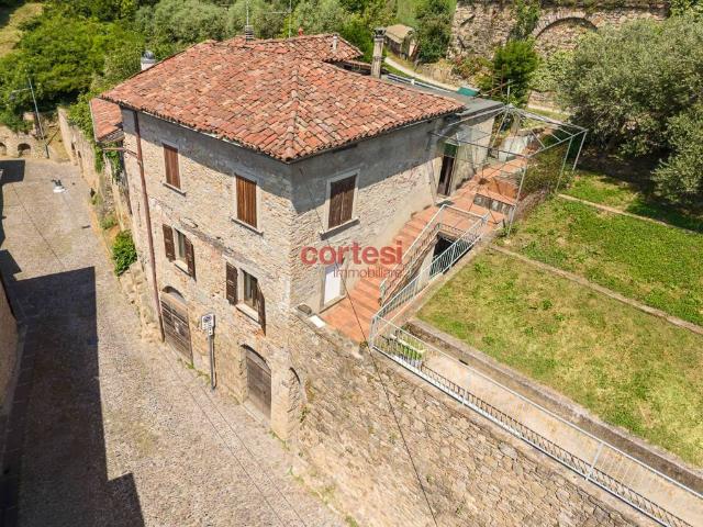 Villa Indipendente in vendita a Santa Grata, Bergamo