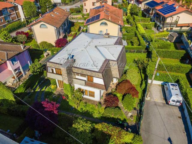 Villa Indipendente in vendita a Quintino Basso, Bergamo
