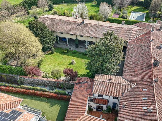 Villa Indipendente in vendita a Bergamo, Lombardia