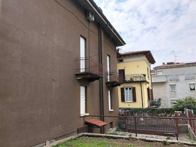 Villa Indipendente in vendita a Borgo Palazzo, Bergamo