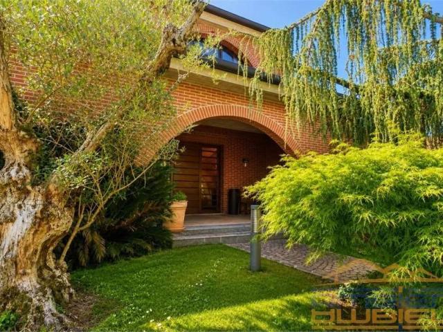 Villa Indipendente in vendita a Villanova, Bernareggio