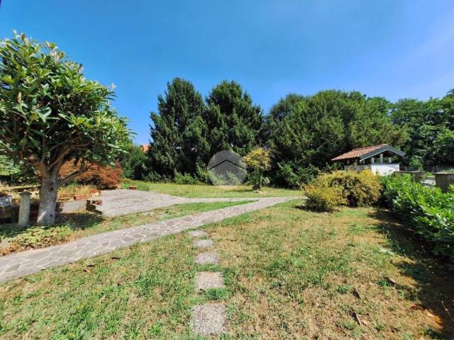 Villa Indipendente in vendita a Bernate Ticino, Lombardia