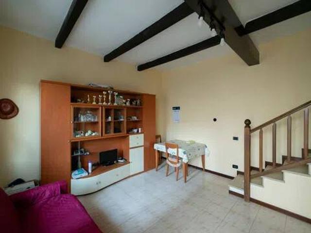 Villa Indipendente in vendita a Bernate Ticino, Lombardia