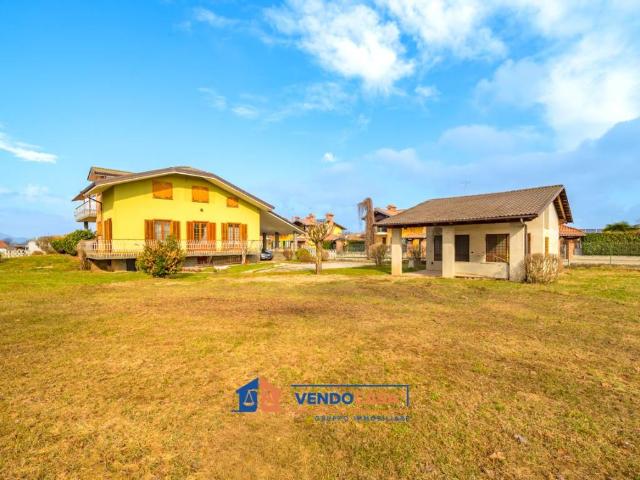 Villa Indipendente in vendita a Piemonte, Cuneo