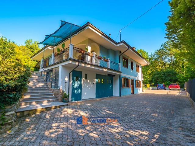 Villa Indipendente in vendita a Piemonte, Cuneo