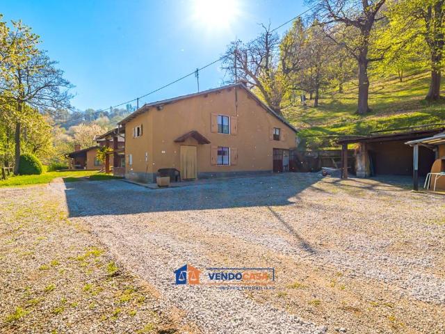 Villa Indipendente in vendita a Piemonte, Cuneo