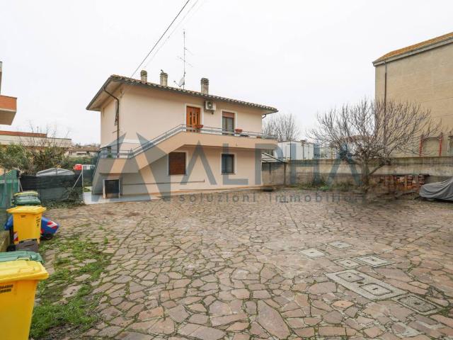 Villa Indipendente in vendita a Unione di Comuni della Romagna Forlivese, Bertinoro