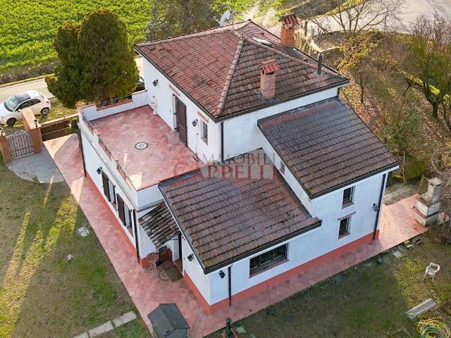 Villa Indipendente in vendita a Unione di Comuni della Romagna Forlivese, Bertinoro