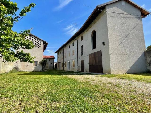 Villa Indipendente in vendita a Bertiolo, Friuli-Venezia Giulia