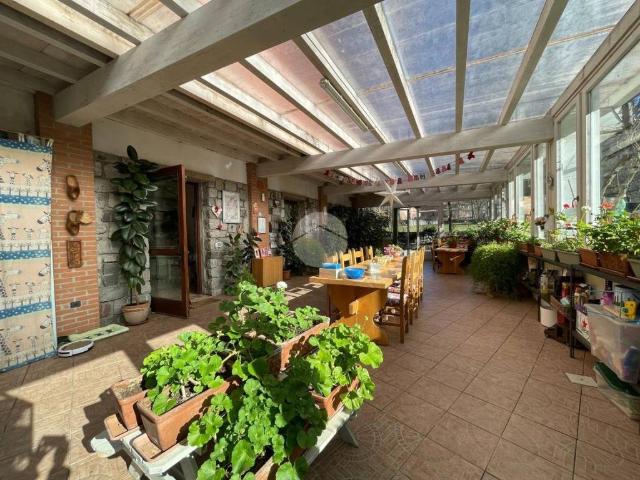 Villa Indipendente in vendita a Comunità montana della valle Camonica, Berzo Inferiore