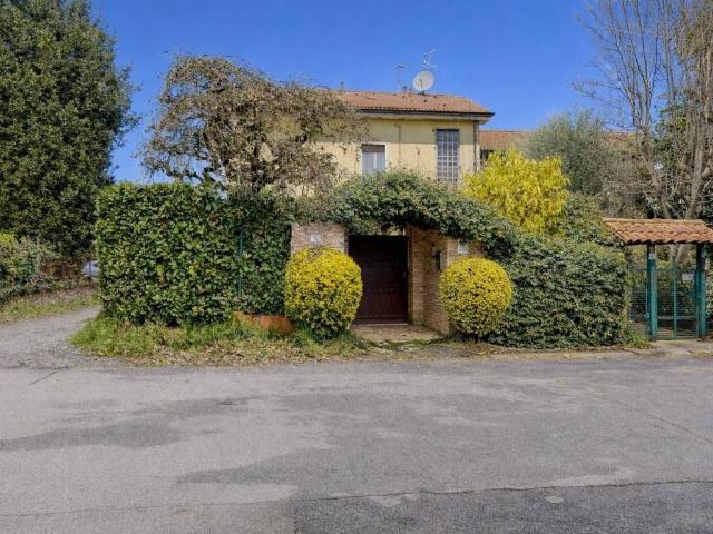 Villa Indipendente in vendita a Valle Guidino, Besana In Brianza