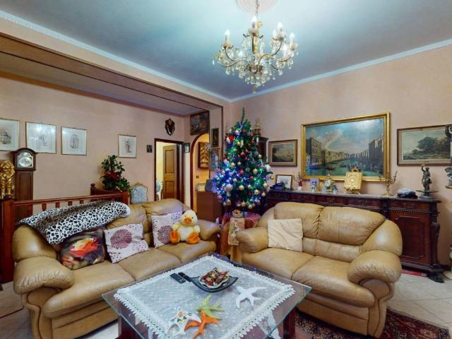 Villa Indipendente in vendita a Valle Guidino, Besana In Brianza