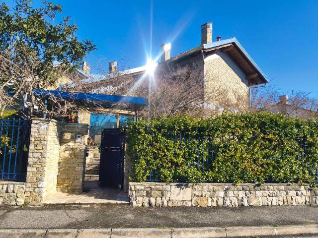 Villa Indipendente in vendita a Brugora, Besana In Brianza