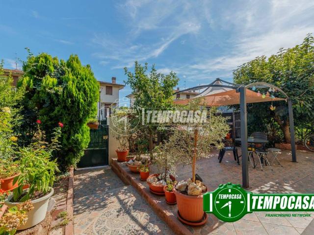 Villa Indipendente in vendita a Unione dei Comuni I Fontanili, Besate