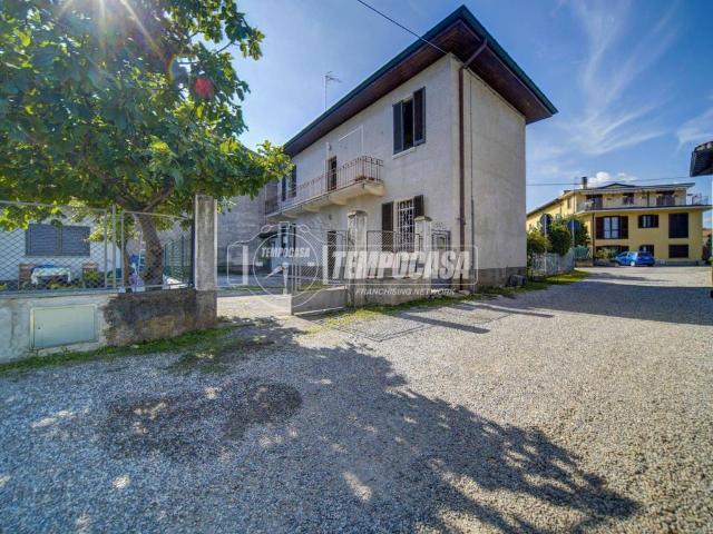 Villa Indipendente in vendita a Geretta, Besnate