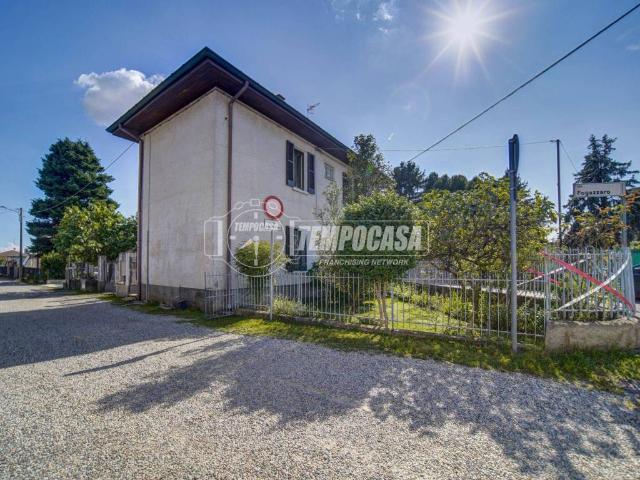 Villa Indipendente in vendita a Geretta, Besnate