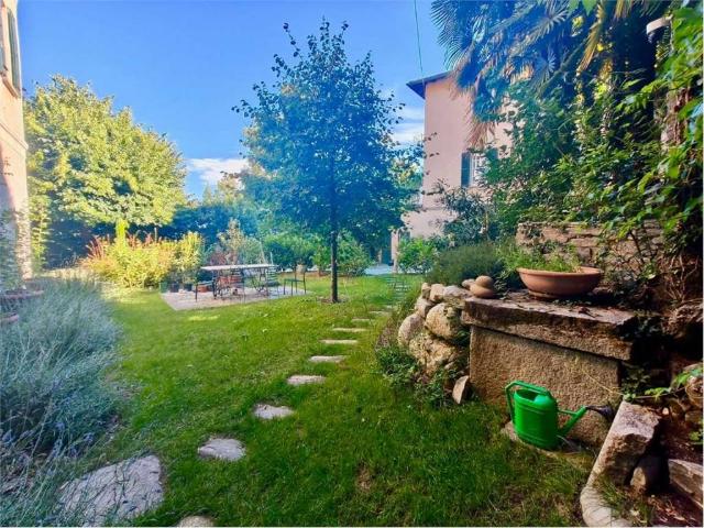 Villa Indipendente in vendita a Bogno, Besozzo