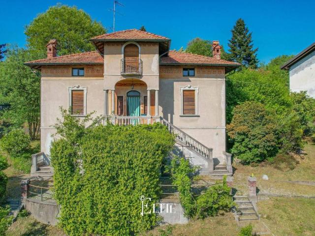 Villa Indipendente in vendita a Olginasio, Besozzo