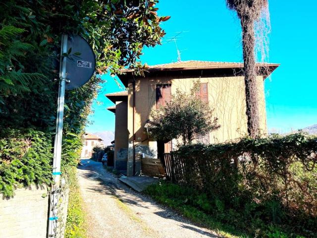 Villa Schiera in vendita a Olginasio, Besozzo