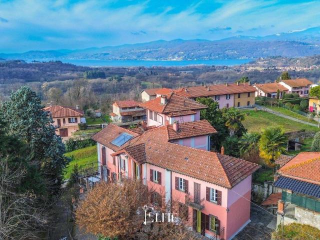 Villa Indipendente in vendita a Cardana, Besozzo