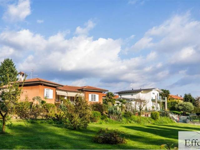 Villa Indipendente in vendita a Bogno, Besozzo