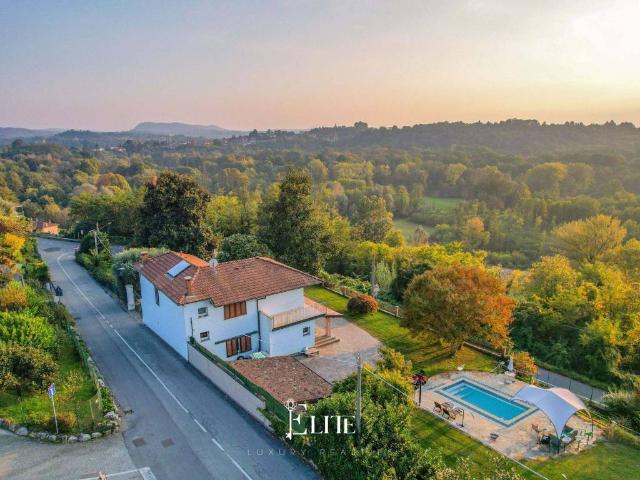 Villa Indipendente in vendita a Cardana, Besozzo