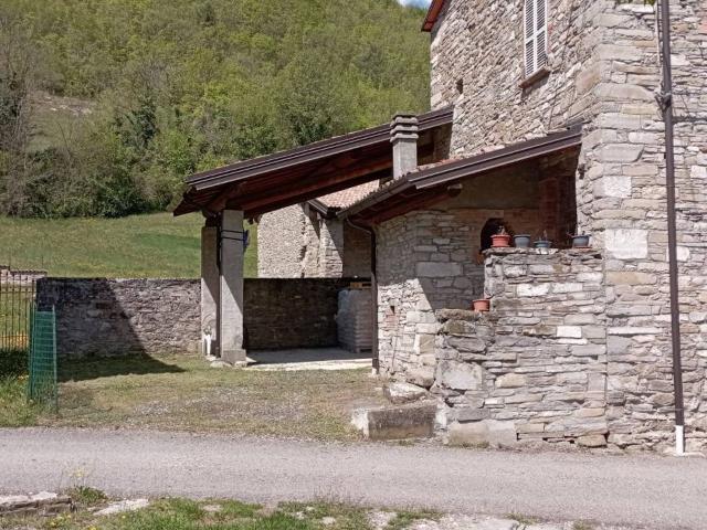 Villa Indipendente in vendita a Olmo, Bettola